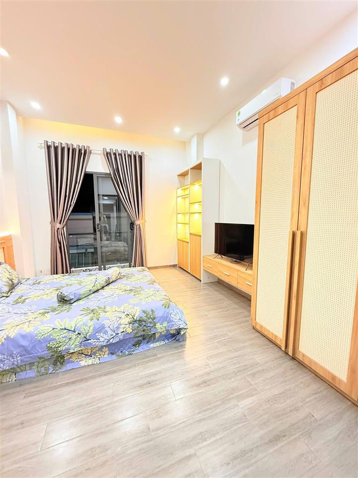 Nhà 3tầng 3 mê kiệt 192 oto tô hiệu full nội thất cao cấp