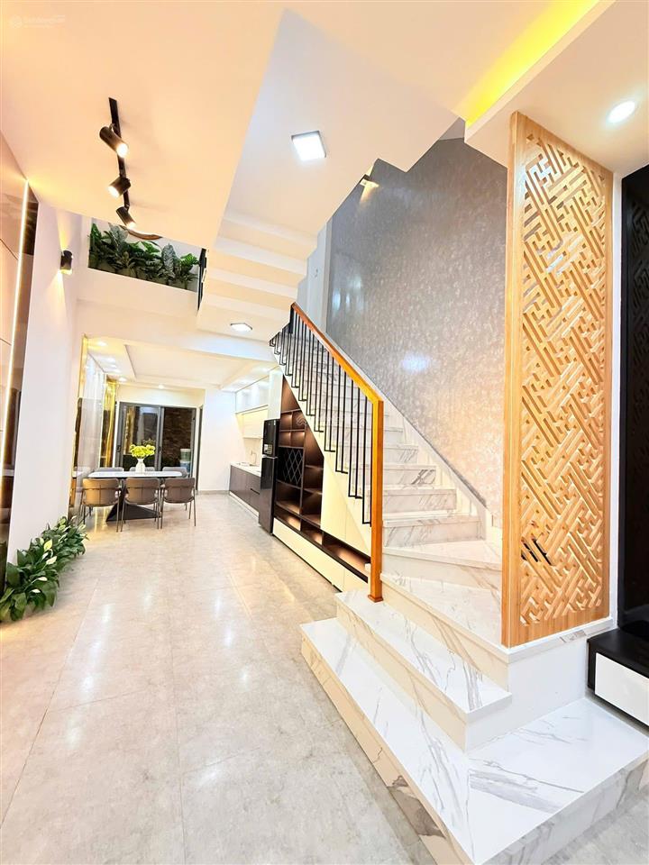 Nhà 3tầng 3 mê kiệt 192 oto tô hiệu full nội thất cao cấp