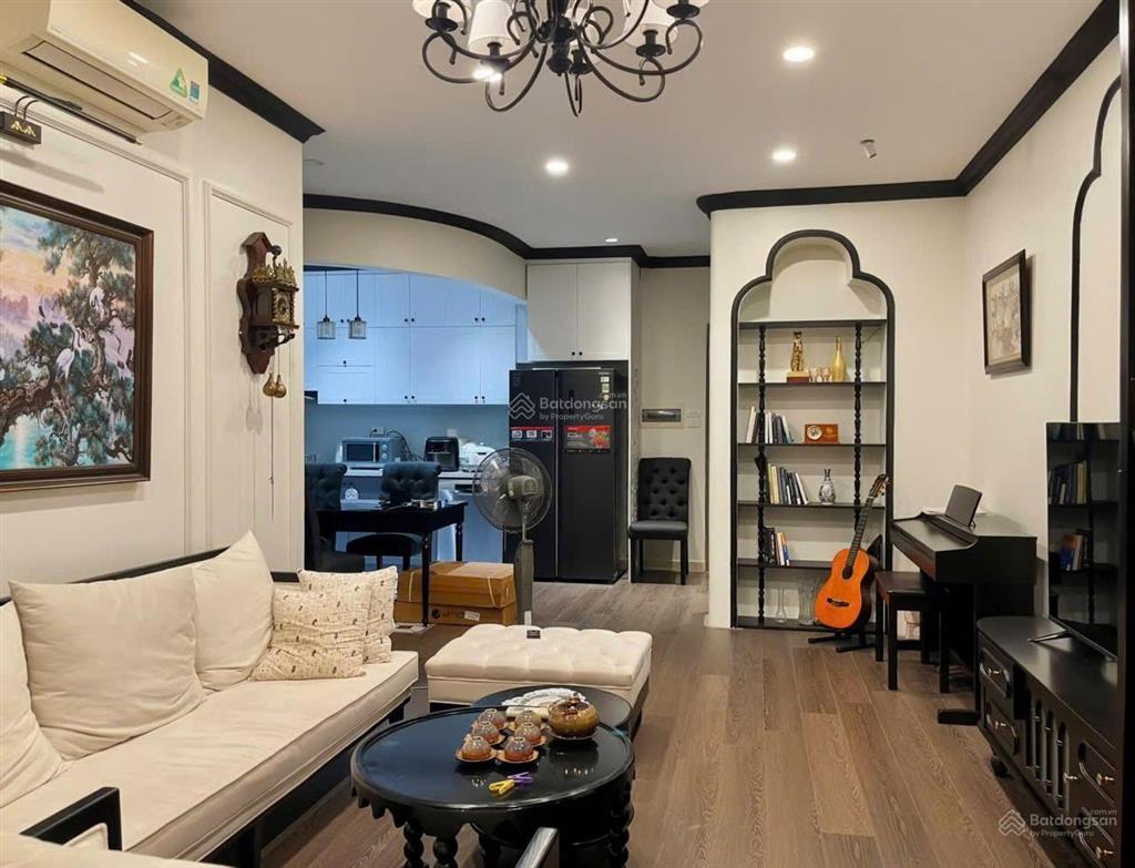 Cần bán căn 2 phòng ngủ 83m2 toà báo nhân dân full nội thất như mới giá 6 tỷ