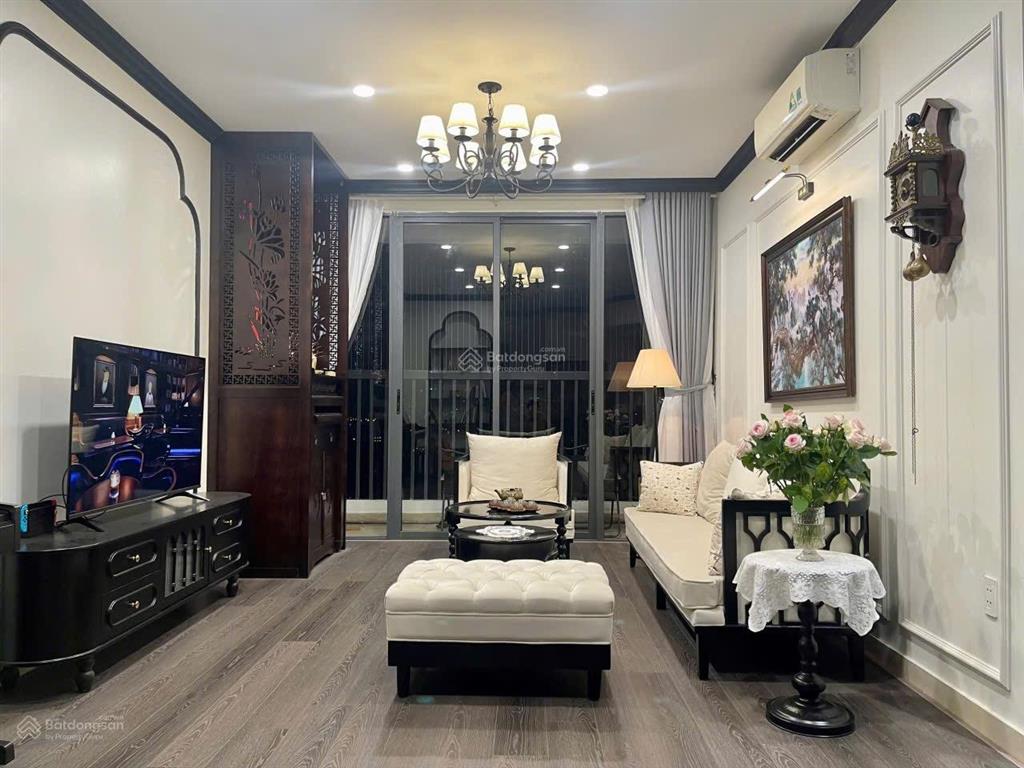 Cần bán căn 2 phòng ngủ 83m2 toà báo nhân dân full nội thất như mới giá 6 tỷ