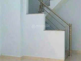 Bán nhà riêng quận tân phú, 41m, 2 tầng, giá 3,9 tỷ đang cho thuê 8tr/tháng