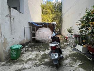 Bán đất 5 tỷ  đất hxh đường 39  ngay chợ 39  52m2  ngang hơn 4m  bình trưng tây q2