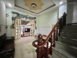 7,2 tỷ  nhà 3 tầng hoàn công  mặt tiền đường ô tô thông  lê văn thịnh q2  ô tô ngủ trong sân