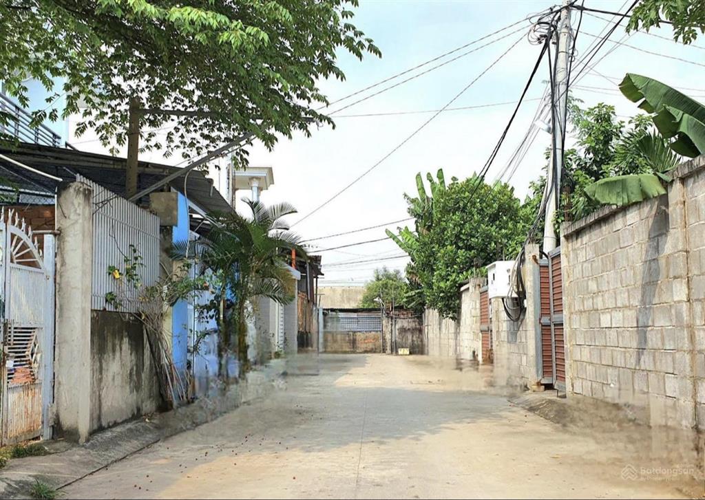 Ngộp bank 8,5 tỷ  bán gấp lô đất 210m2  ngang 7,4m  mặt tiền đường ô tô bình trưng q2  10,5 tỷ