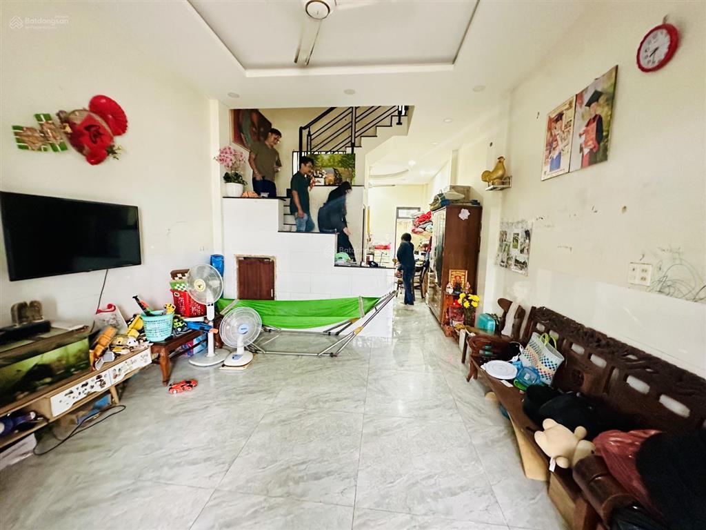 7,2 tỷ  nhà 2 tầng thạnh mỹ lợi q2  đường ô tô ngủ trong nhà