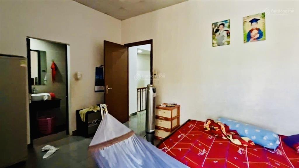 7,5 tỷ  nhà mặt tiền q2  ngang 6m  đường nhựa ô tô thông nguyễn duy trinh btt