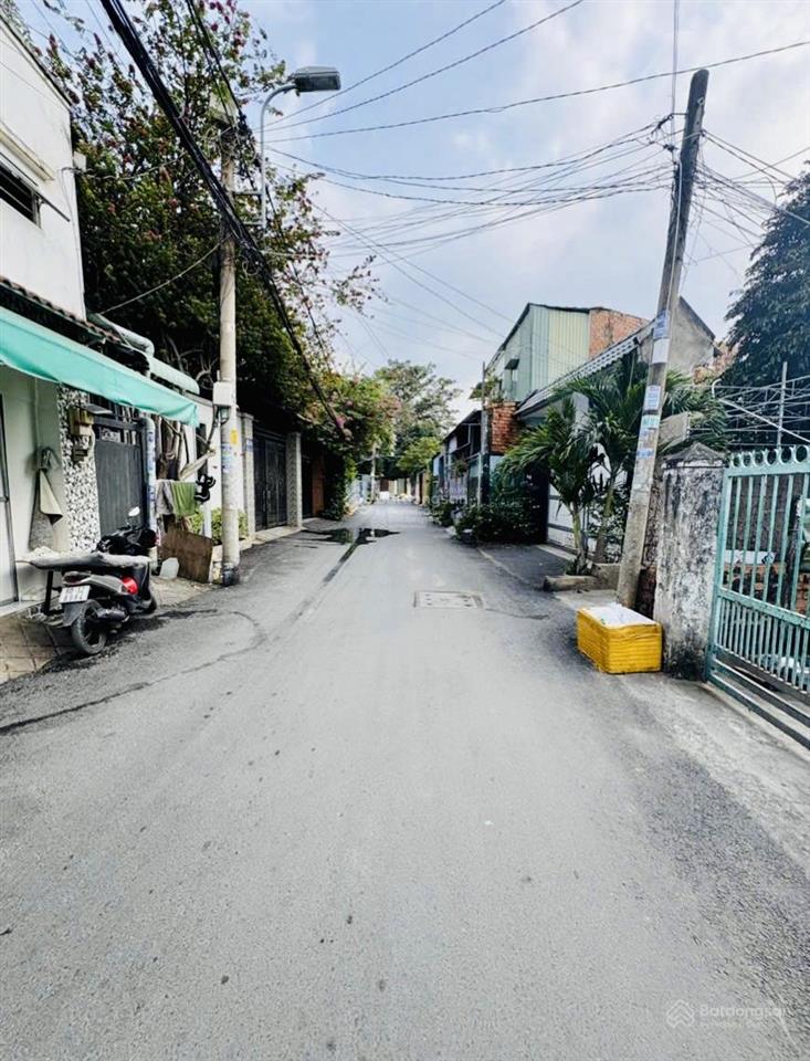 7,5 tỷ  nhà mặt tiền q2  ngang 6m  đường nhựa ô tô thông nguyễn duy trinh btt