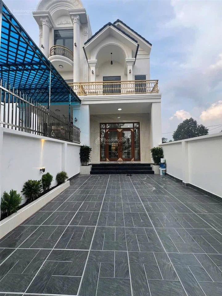 Nhanh thì còn , nhà đẹp phường phú tân gần tp. mới , 1 trệt 1 lầu 5x30 full thổ cư ,
