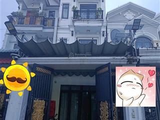 Hot, nhà hiệp thành 1 trệt 3 lầu 4 phòng ngủ đã hoàn công.  em việt