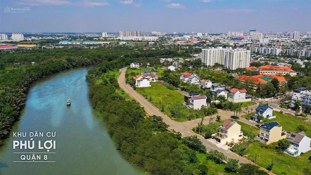 Chính chủ gửi bán nền biệt thự view sông, có sổ cá nhân đường 20m, kdc phú lợi quận 8