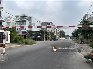 Còn 1 lô đường 20m kdc sài gòn chợ lớn đường lê bôi, phường 7, quận 8