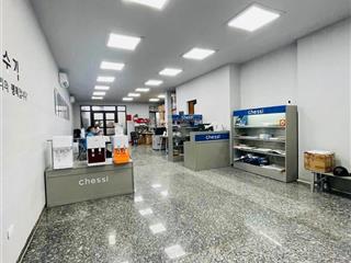 Cho thuê tầng 12 tại khu đô thị vinhom hàm nghinam từ liêm. diện tích 100m2x2 tầng.  0982 247 ***