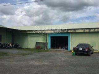 Cần bán 2000m2 đất xưởng + 300m2 thổ + đất kho bãi. tổng dt 5,769m2. cách ql 53 300m