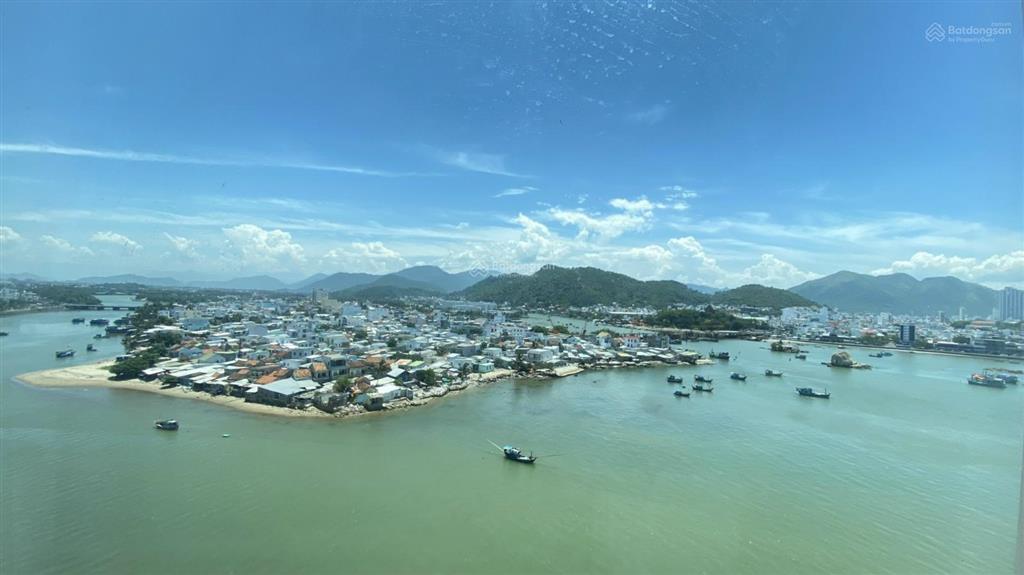 Bán căn hộ 2 phòng ngủ tầng thấp mường thanh khánh hòa 04 trần phú