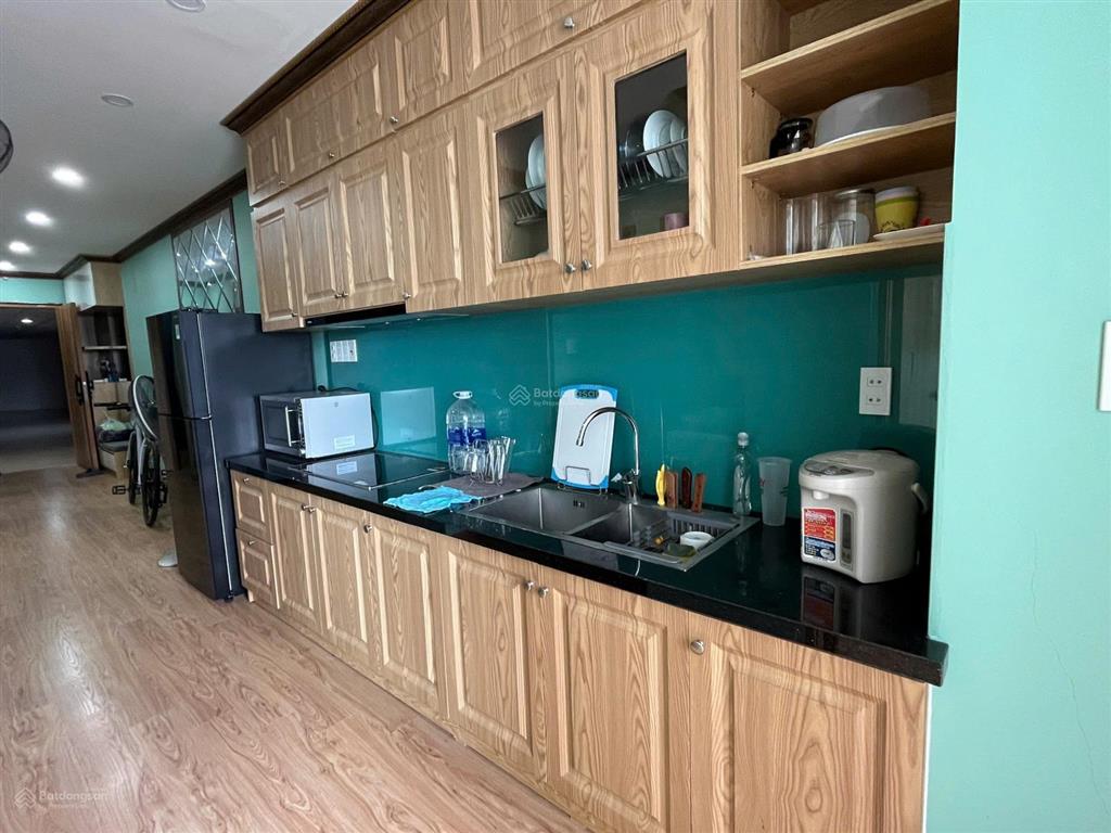 Bán căn hộ 2 phòng ngủ tầng cao nội thất gỗ xịn mường thanh khánh hòa số 4 trần phú