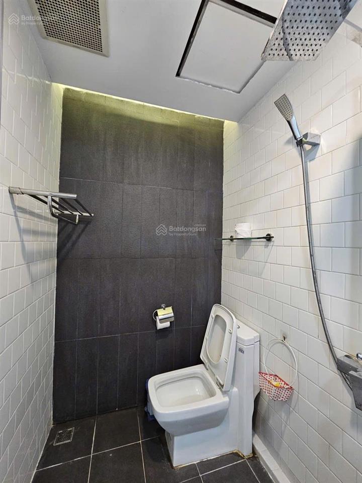 Bán căn studio view thành phố xinh đẹp ngay trung tâm thành phố nha trang 60 trần phú, chỉ 2tỷ650