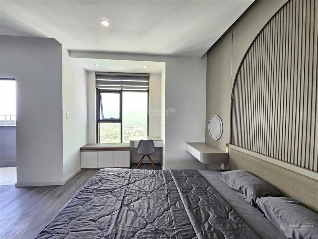 Bán căn studio view thành phố xinh đẹp ngay trung tâm thành phố nha trang 60 trần phú, chỉ 2tỷ650