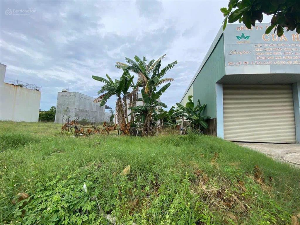 Bán lô đất mặt tiền hùng vương gần htl seaside giá 4,2 tỷ gần biển 0935 268 ***