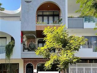 Bán nhà đẹp xịn xò tại phường phước hải cách biển 5p  nội thất cao cấp. lvcc