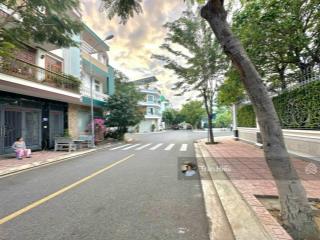 Chính chủ gửi bán lô đường số 8  lock xây xong cấp sổ hồng. lô đẹp đắc địa, xung quanh đã xây full