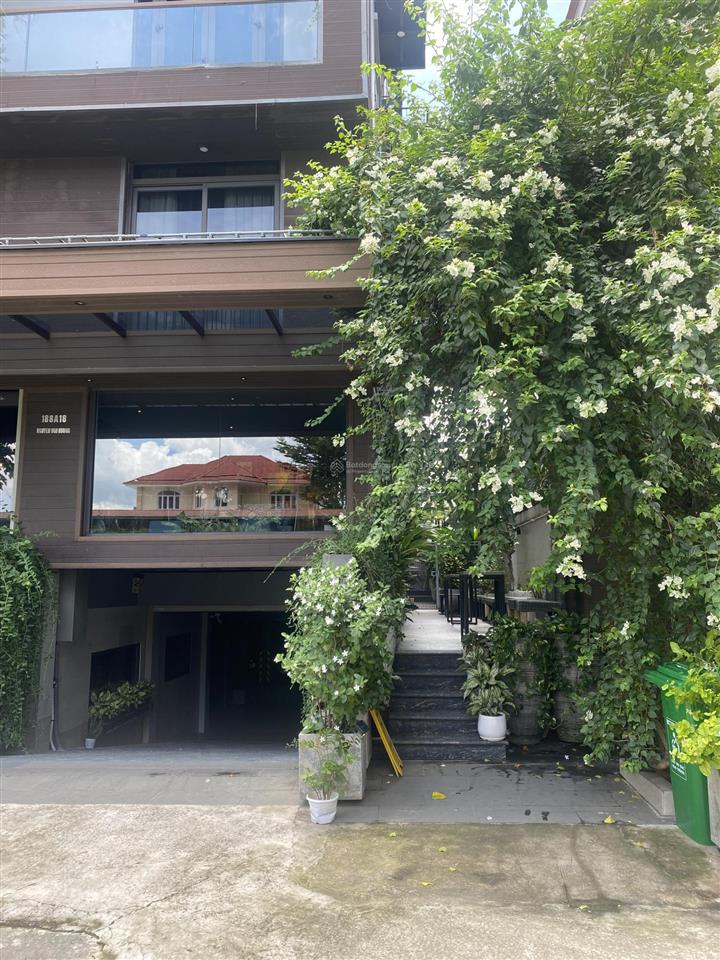 Chdv thảo điền, quận 2, diện tích 20x12m, hầm + 6t, diện tích sàn 700m2, gần sông, giá 65 tỷ