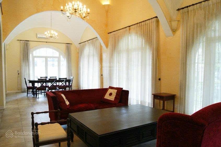 Biệt thự vip 204 nguyễn văn hưởng thảo điền quận 2 giá 200tr/m2 diện tích 15x 26m, 382,5m2, 4 tầng