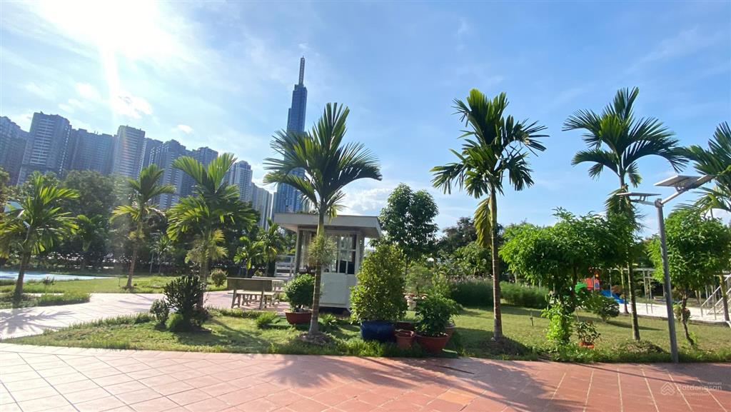 Siêu vip! đất đối diện landmark 81, cách bờ sông sài gòn 50m, 10,4x30m, 305m2, gần trần não, 62 tỷ