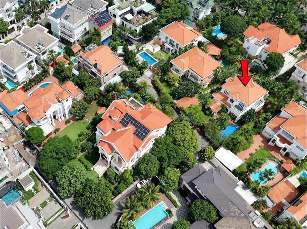 Villa coumpound vip thảo điền, quận 2, dt 20x 41m, 813m2 ,giá 145 tỷ (178tr/m2), 2 tầng, có hồ bơi