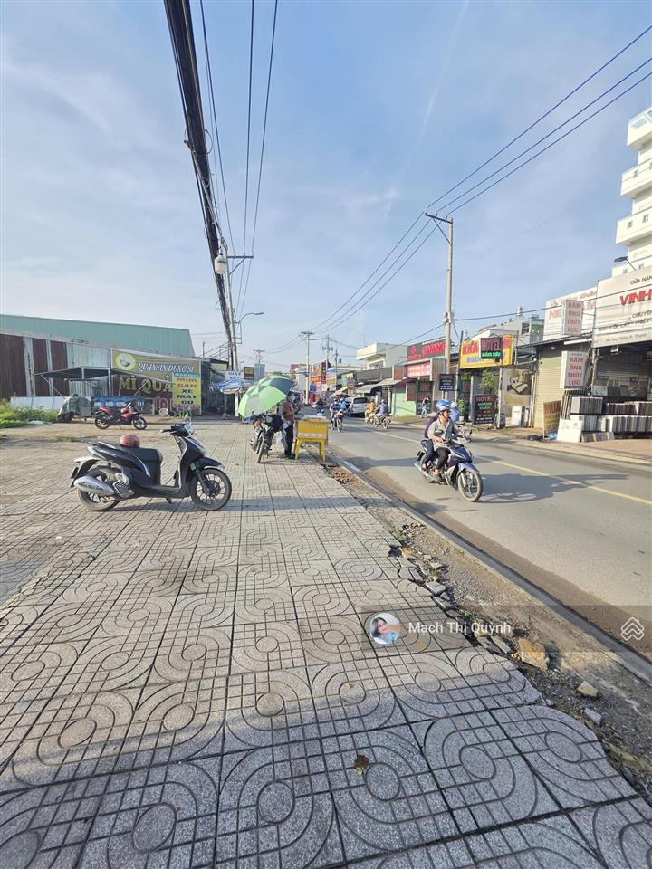 Mặt tiền hà huy giáp q12. ngang 4 dài 30m, full thổ cư kinh doanh sầm uất