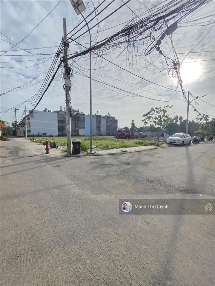 Đất đẹp góc 2mt trong khu phân lô p thạnh xuân q12 ngang 4 dài 19