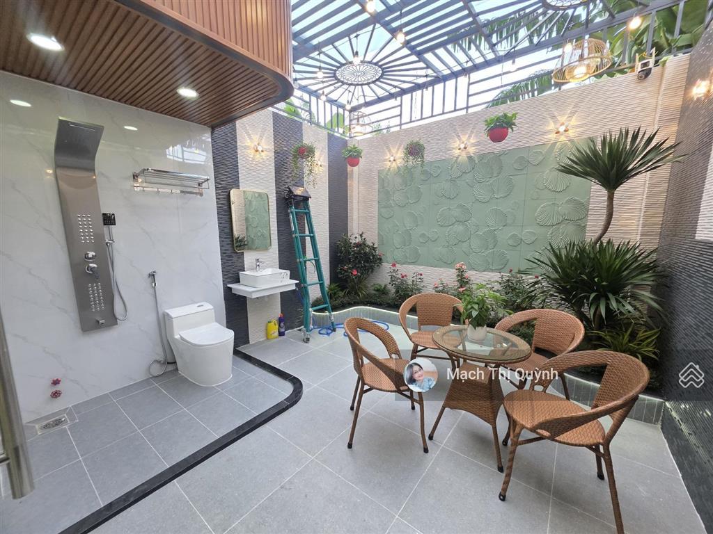 Nhà xây mới có thang máy. 4pn, 6wc tại đường 21, thạnh xuân, quận 12, tp. hcm giá tốt 8,4 tỷ