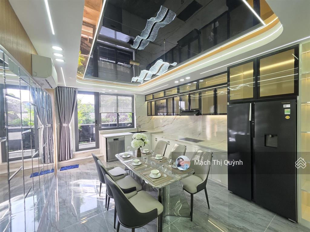 Nhà xây mới có thang máy. 4pn, 6wc tại đường 21, thạnh xuân, quận 12, tp. hcm giá tốt 8,4 tỷ