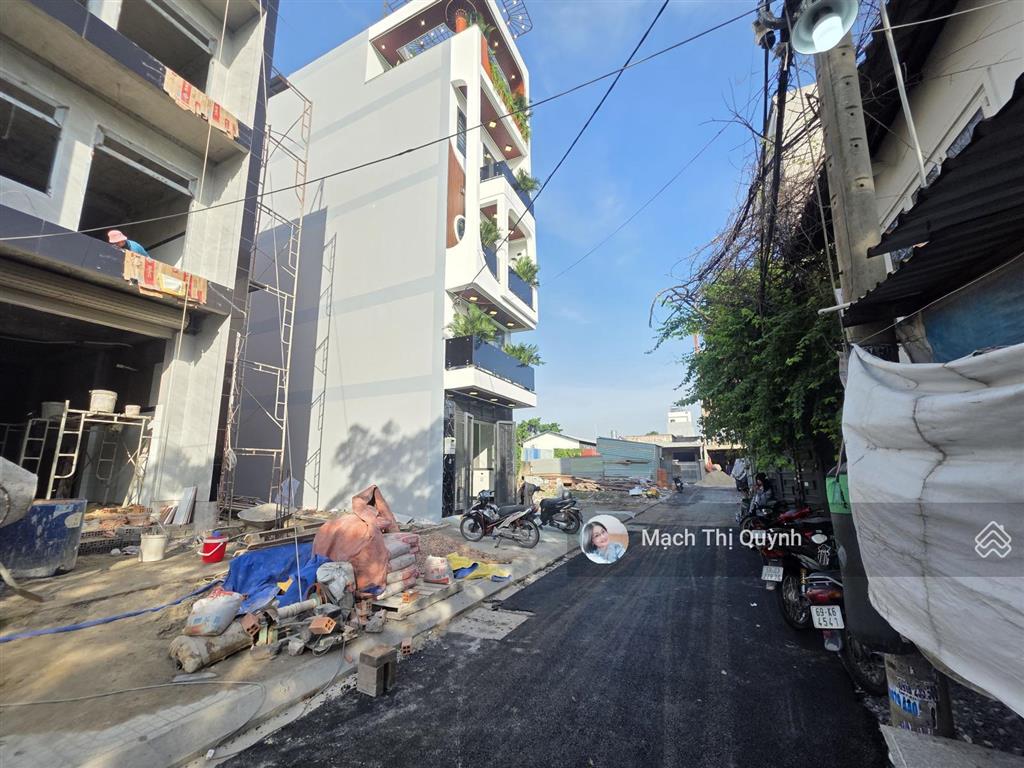 Nhà xây mới có thang máy. 4pn, 6wc tại đường 21, thạnh xuân, quận 12, tp. hcm giá tốt 8,4 tỷ