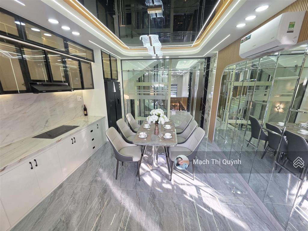 Nhà xây mới có thang máy. 4pn, 6wc tại đường 21, thạnh xuân, quận 12, tp. hcm giá tốt 8,4 tỷ