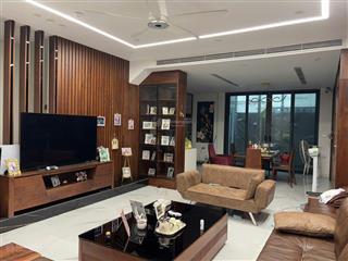 Chính chủ cần bán nhà kđt mới định công. dt 82m x 4t giá 24 tỷ.