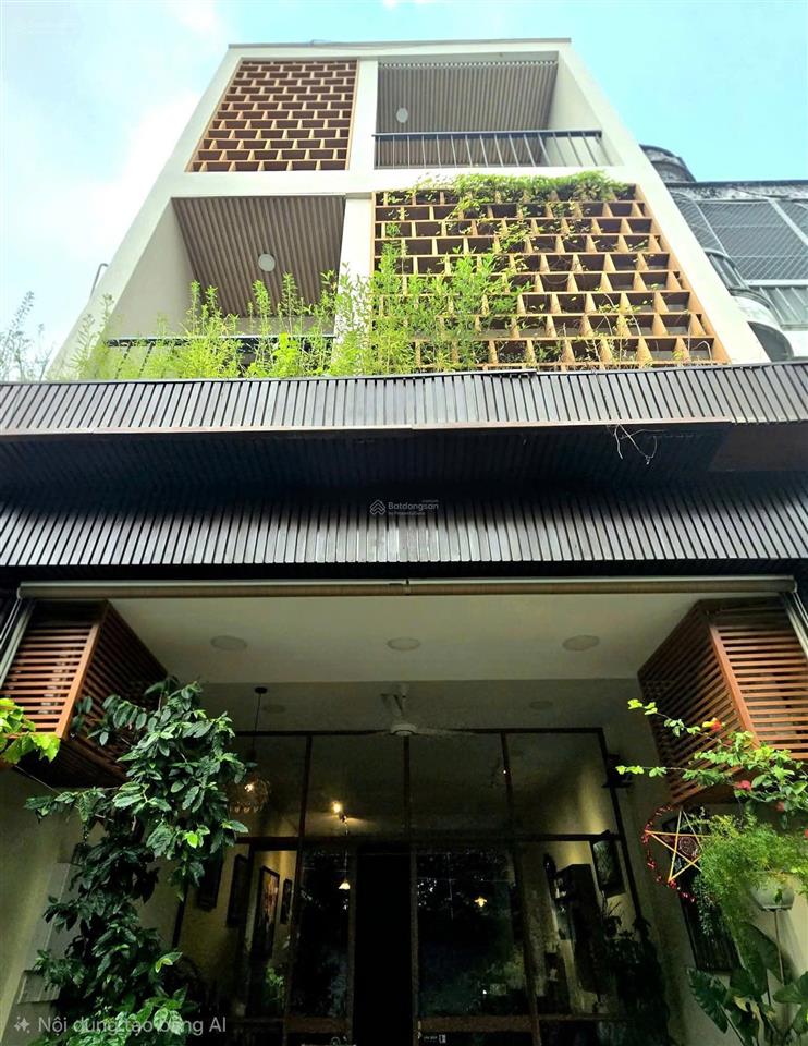 Võ thị sáu  hai bà trưng, p.tân định q1  150m²  hđ thuê 120tr/tháng