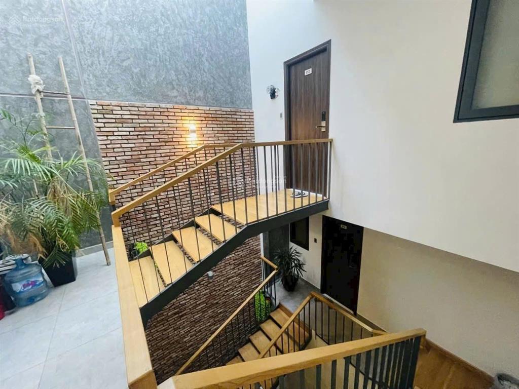 Võ thị sáu  hai bà trưng, p.tân định q1  150m²  hđ thuê 120tr/tháng