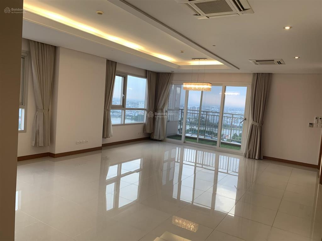 Cho thuê căn hộ dự án xi riverview palace diện tích 200m2 3 pn, nội thất cơ bản, xem nhà 24/7