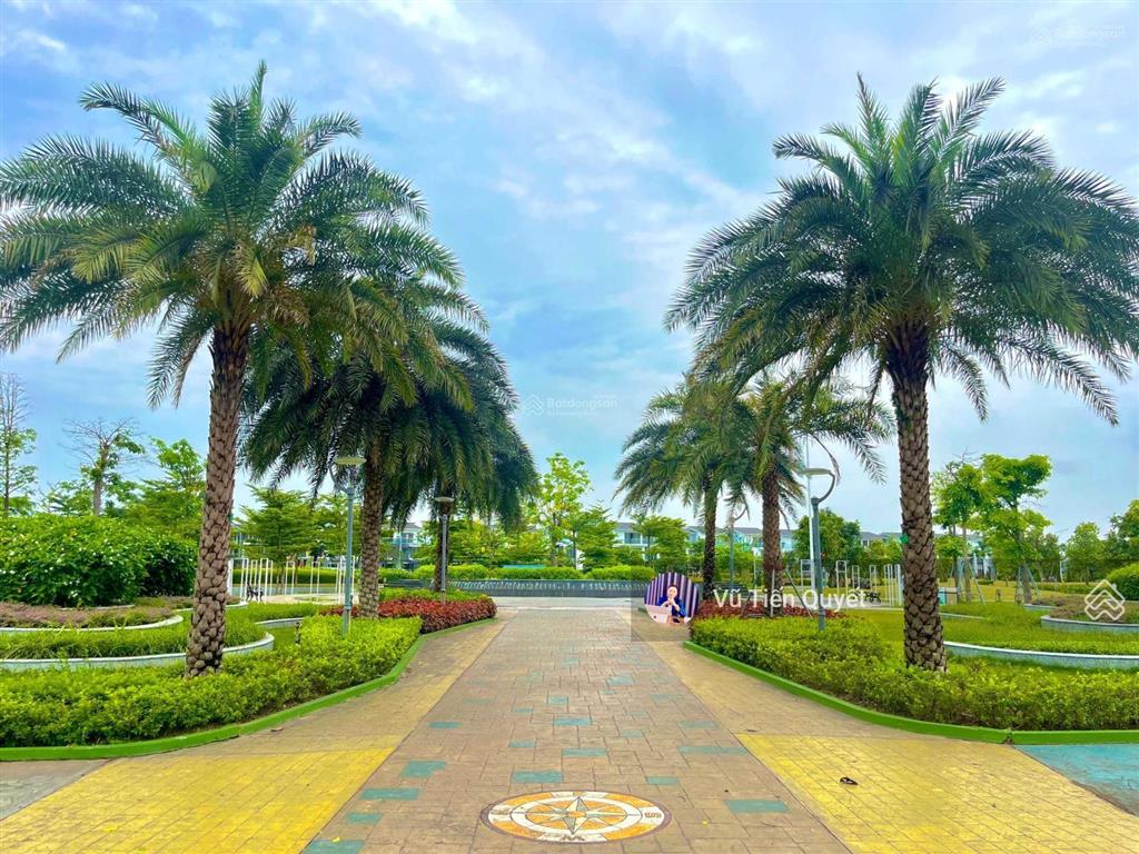 Bán liền kề 75m2  hướng nam đẹp  đô thị centa city  cửa ngõ vinhomes vũ yên. giá 3,950 tỷ