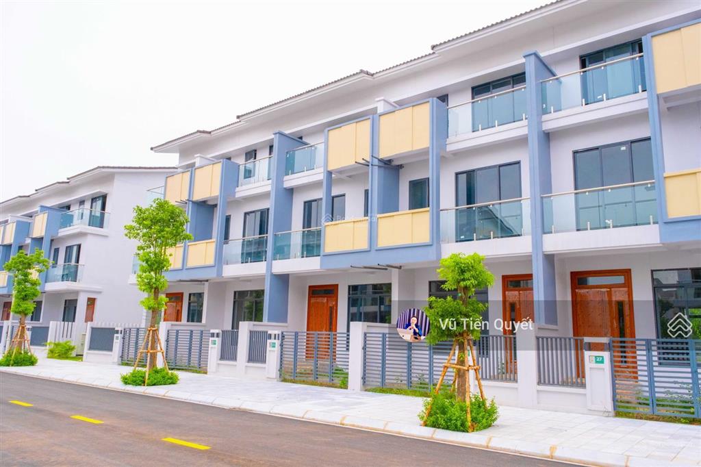 Bán liền kề 125m2  2 mặt thoáng. sapphire gem  ngay tthc mới thủy nguyên. giá 6,5 tỷ.