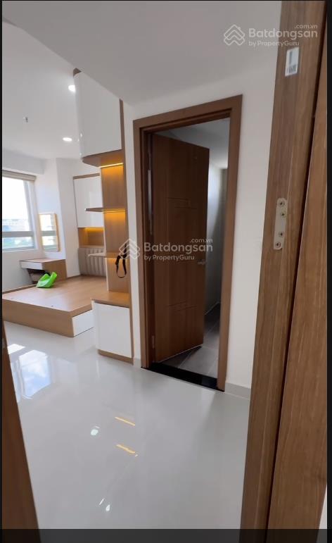 Cho thuê căn hộ 3pn cosmo city dt 97m2 giá chỉ 18 triệu/tháng, nội thất cơ bản