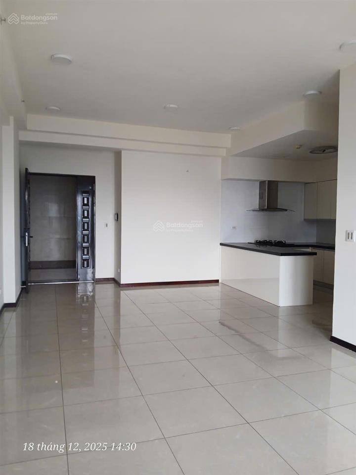 Bán gấp căn docklands chính chủ 3pn dt 117m2, mới như hình, tầng cao, view đẹp, giá 57tr/m2