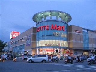 Cực hiếm bán mt nguyễn thị thập ngay lotte mart q7. dt ngang 13,5m x dài 5,3m. giá 500tr/m2