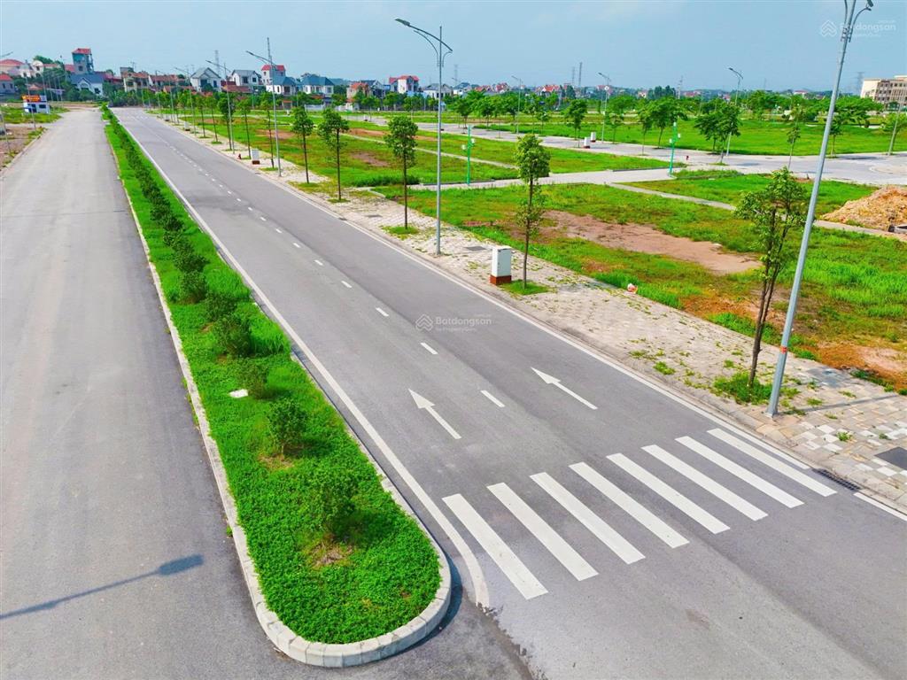 Bán lô đất mặt đường ql31  đối diện cao đẳng việt hàn  sổ đỏ chính chủ  hỗ trợ ls 0%