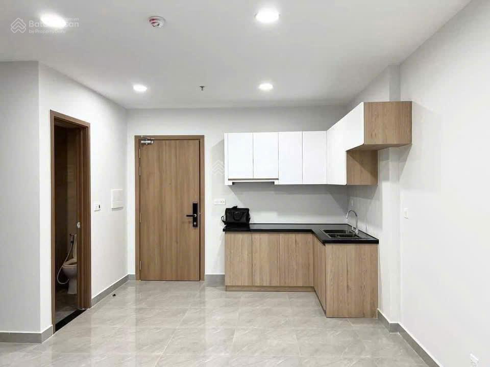 Cho thuê căn hộ legacy prime, căn 1pn full nội thất cho thuê giá 5 triệu.  0376 721 ***