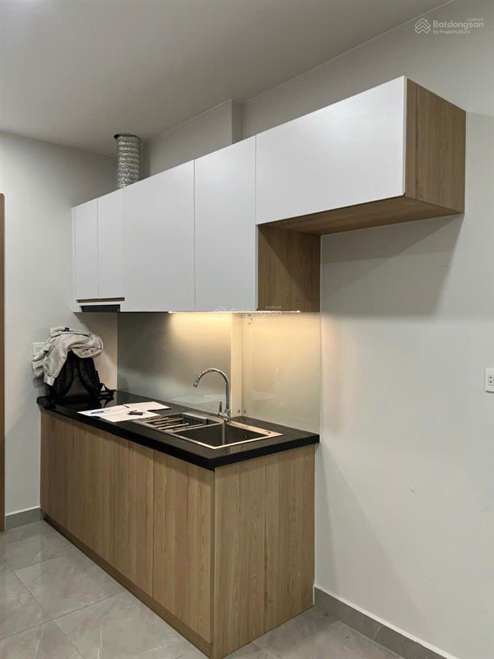 Bán gấp căn studio căn hộ legacy giá 990 triệu bao hết phí,  0376 721 ***