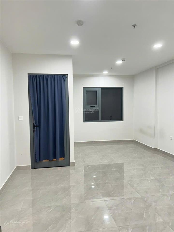 Bán gấp căn studio căn hộ legacy giá 990 triệu bao hết phí,  0376 721 ***
