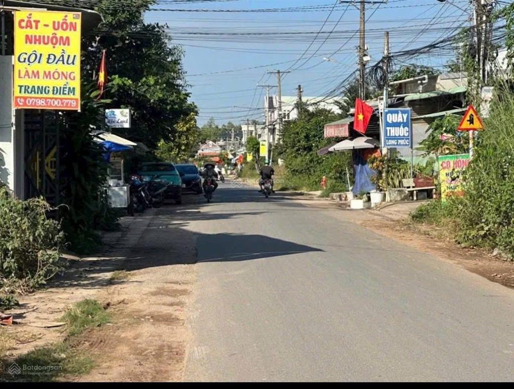 Mặt tiền buôn bán bưng cơ lộc an 1 lô duy nhất giá đầu tư 5x23,5 sổ riêng thổ cư