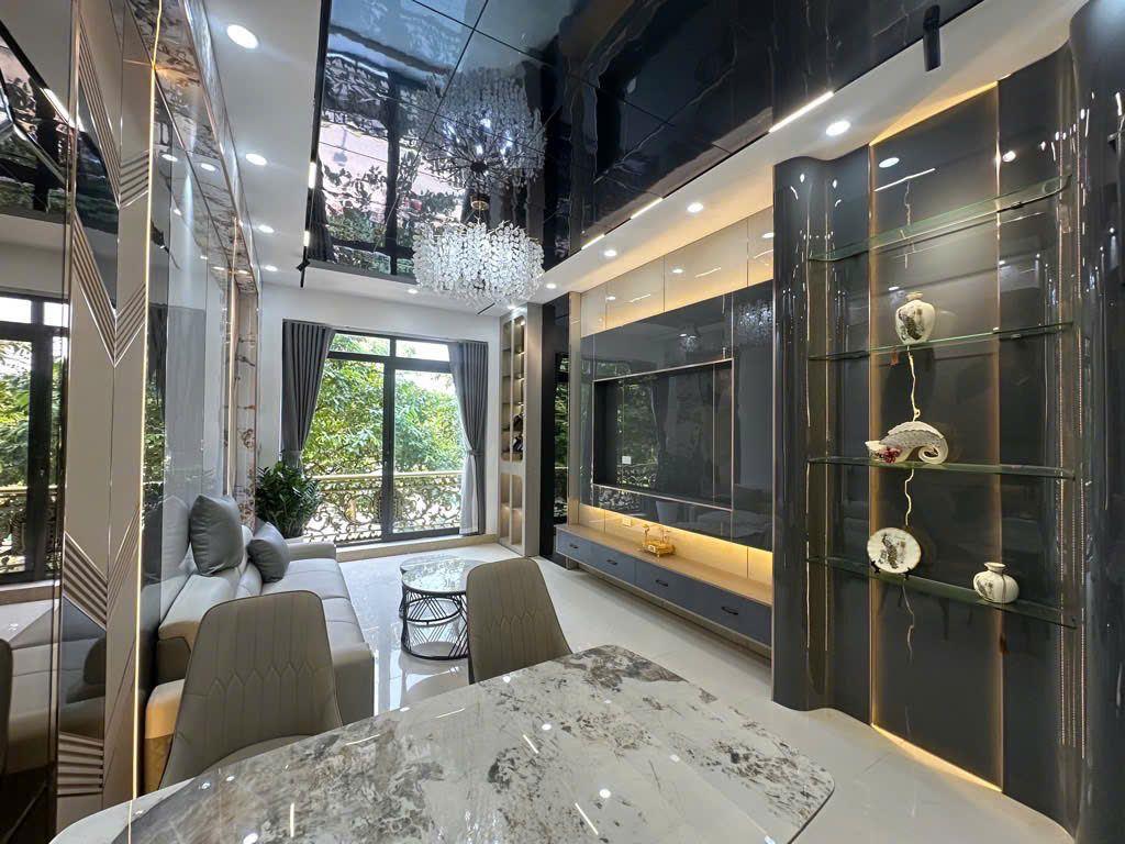 CHÍNH CHỦ BÁN CĂN NHÀ 45M2 TẠI  MẶT PHỐ KIM GIANG  KINH DOANH BUÔN BÁN SIÊU ĐỈNH