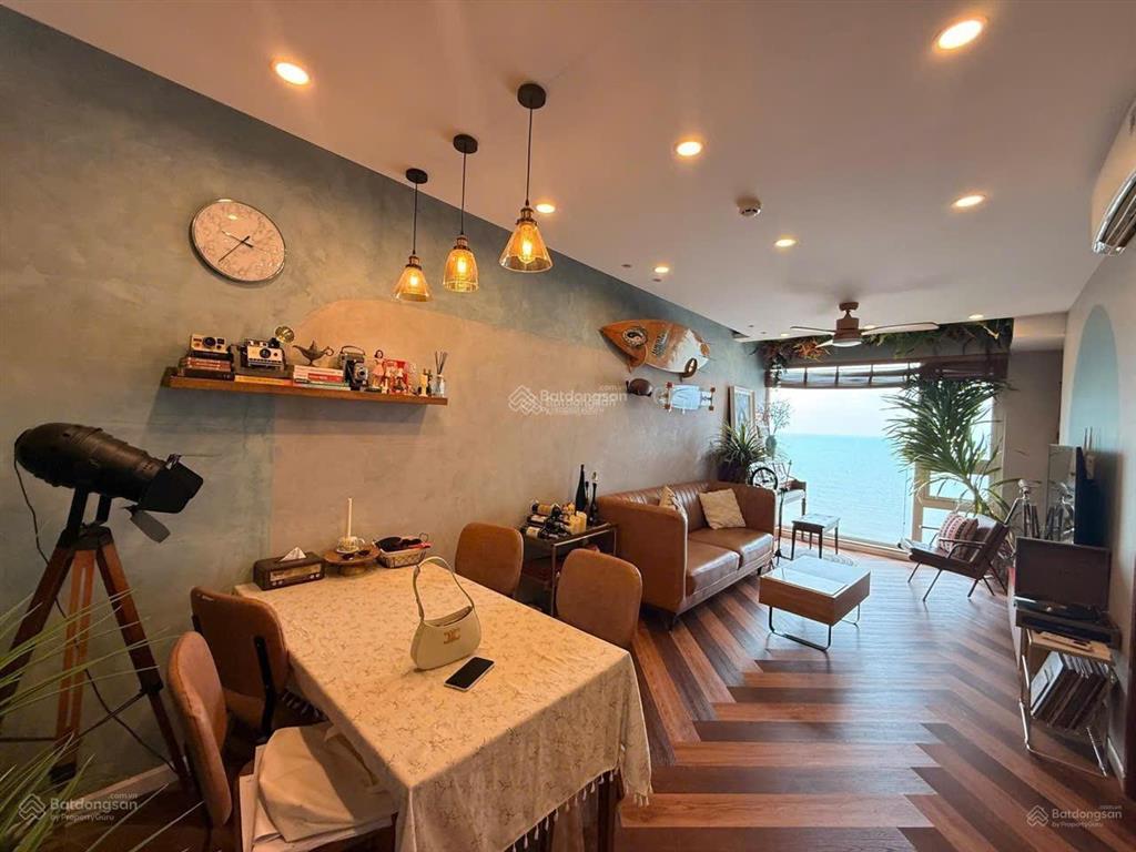 Bán căn hộ view biển tầng cao 2pn2wc goldsea vt, full nội thất đẹp, giá4tỷ500 0909 525 *** ms.nga